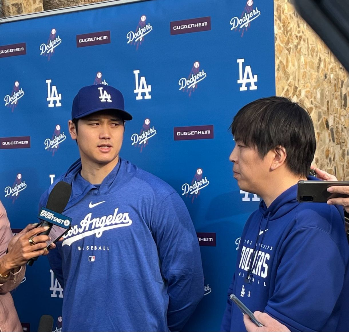 大谷翔平、試合後ノーコメントで「お疲れした」のみ…広報がロッカーの