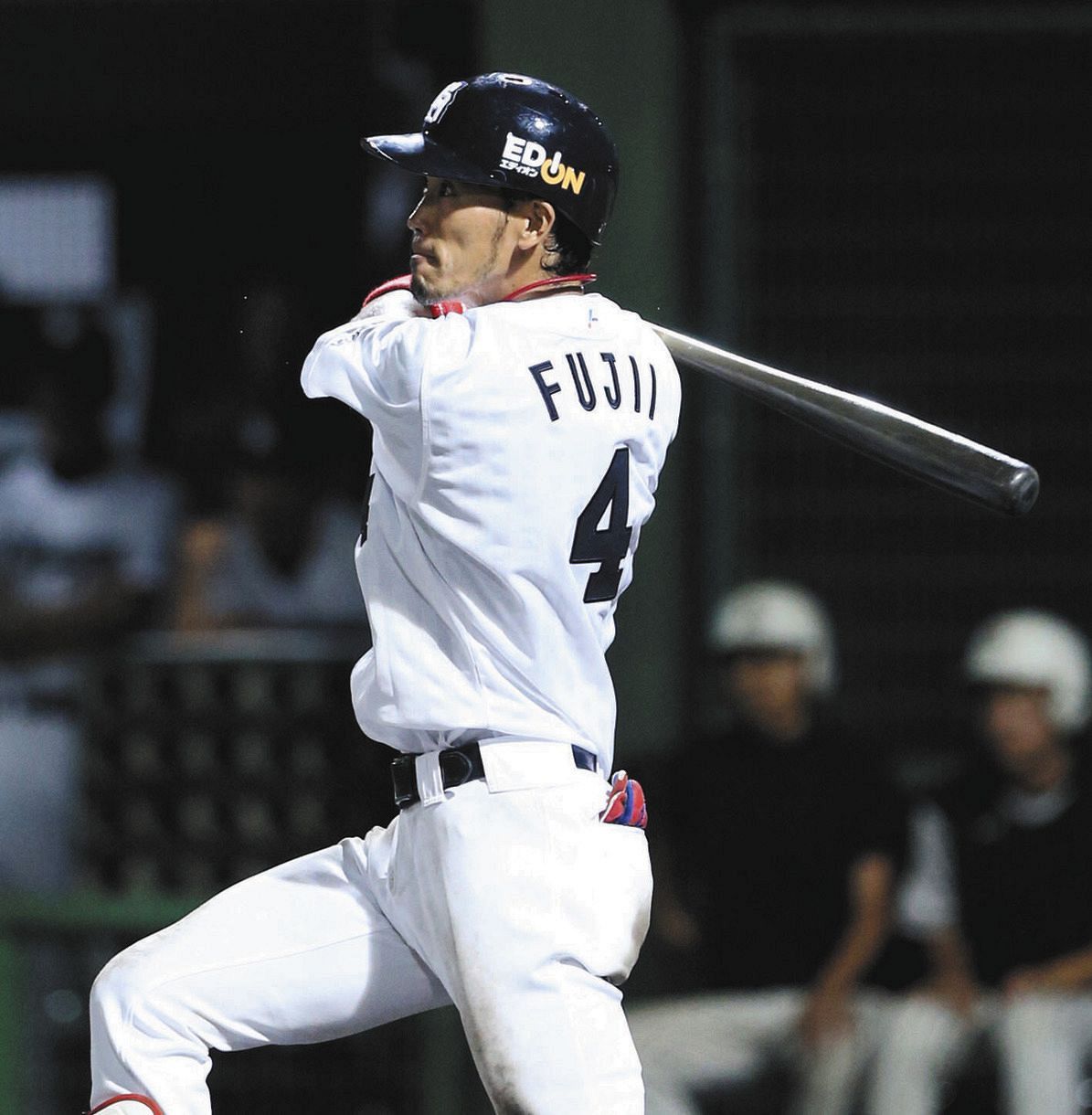 中日2軍】引退表明の藤井淳志が好捕で魅了 痛烈な打球をフェンス間際で