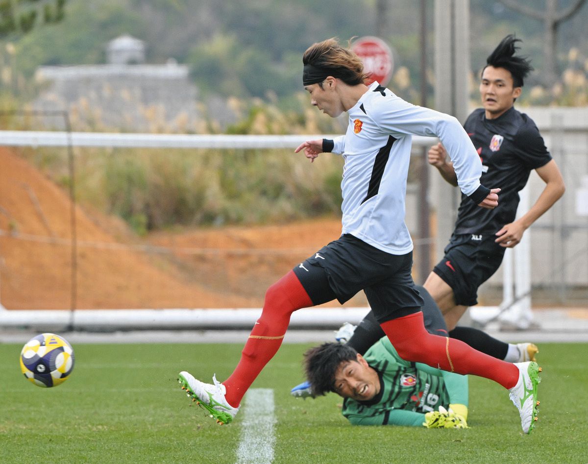 名古屋グランパス 山岸祐也 名古屋グランパス・山岸祐也が浦和戦で2得点「充実していいキャンプ