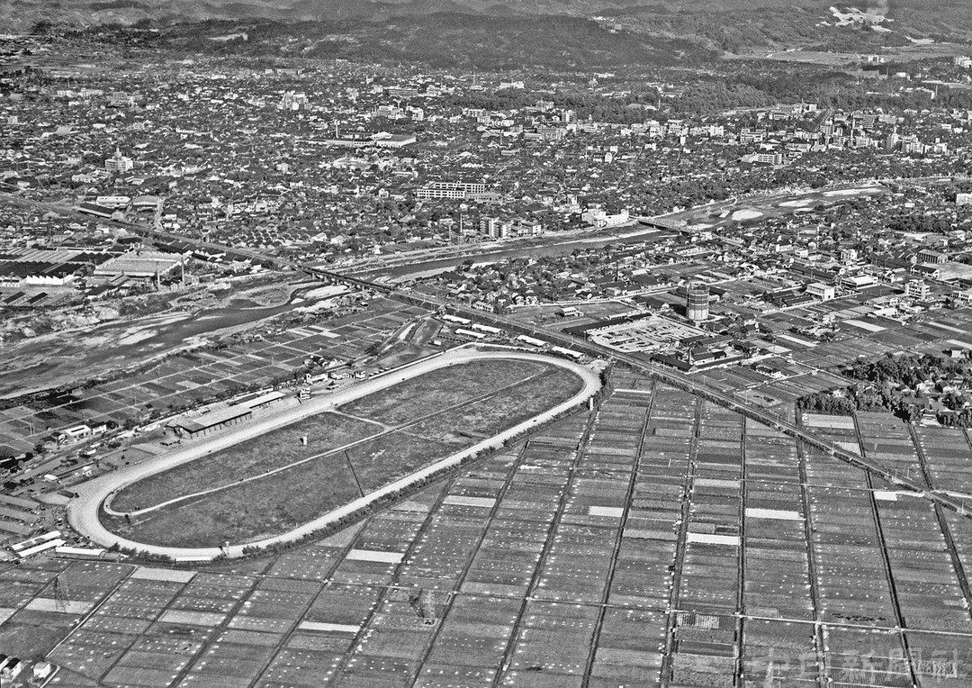 【写真番号2021120601】金沢競馬場周辺（1962年）：北陸中日新聞Web