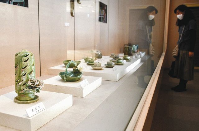 力強さと柔らかさ陶に込め 半田、昨年急逝の加藤夫妻遺作展：中日新聞Web