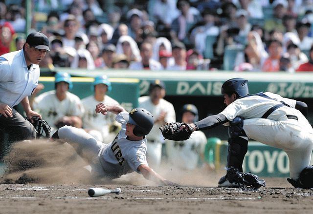 スクイズ微妙判定めぐりネットで議論白熱「追いタッチは審判目線だと