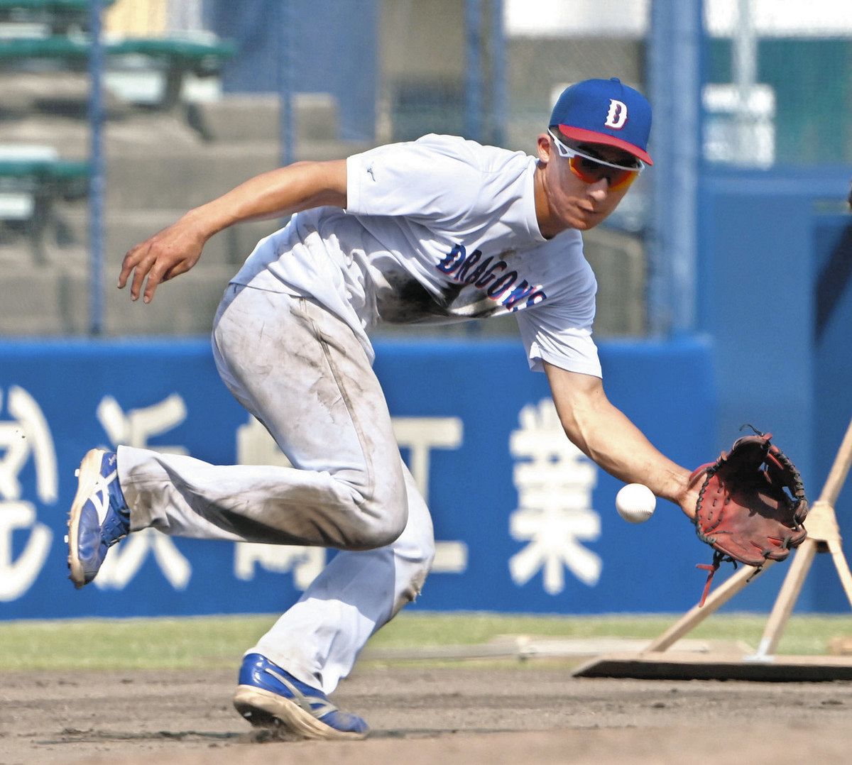中日ドラゴンズ育成2位新人・石川大峨内野手「全力プレーを」 掛川西高