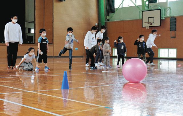 ボール 投げた 得点だ 立山 小学生が運動楽しむ 北陸中日新聞web