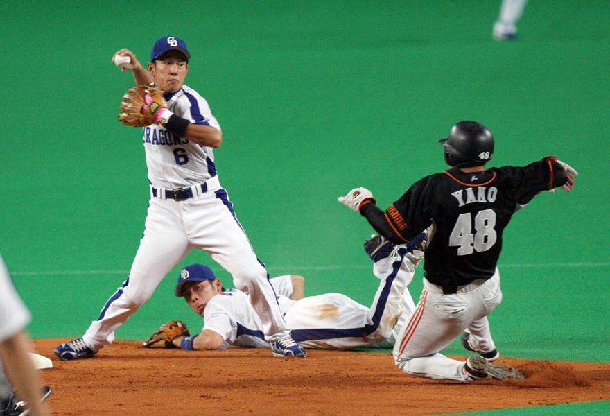 中日ドラゴンズ 井端弘和 直筆サインカード 侍ジャパン 監督就任