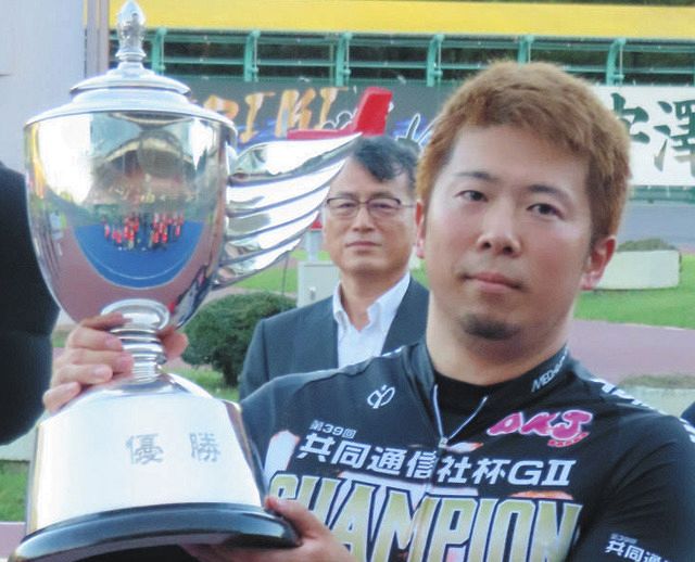 適当な価格 深谷知広が9年ぶりビッグレースV！ 6年ぶりのグランプリ出場も ウェア