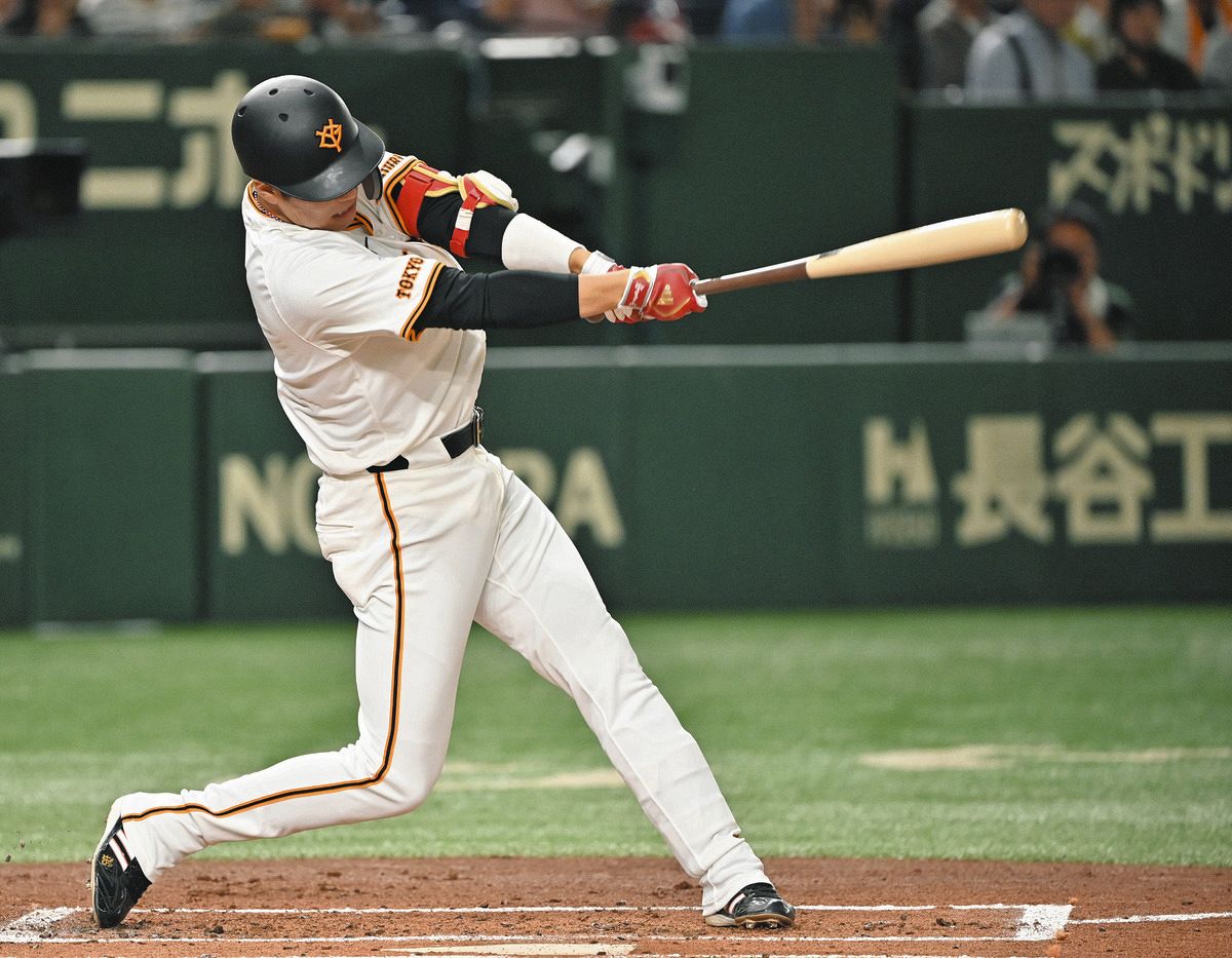 巨人】スタメン復帰の坂本勇人、初回のチャンスに先制打 通算2369安打
