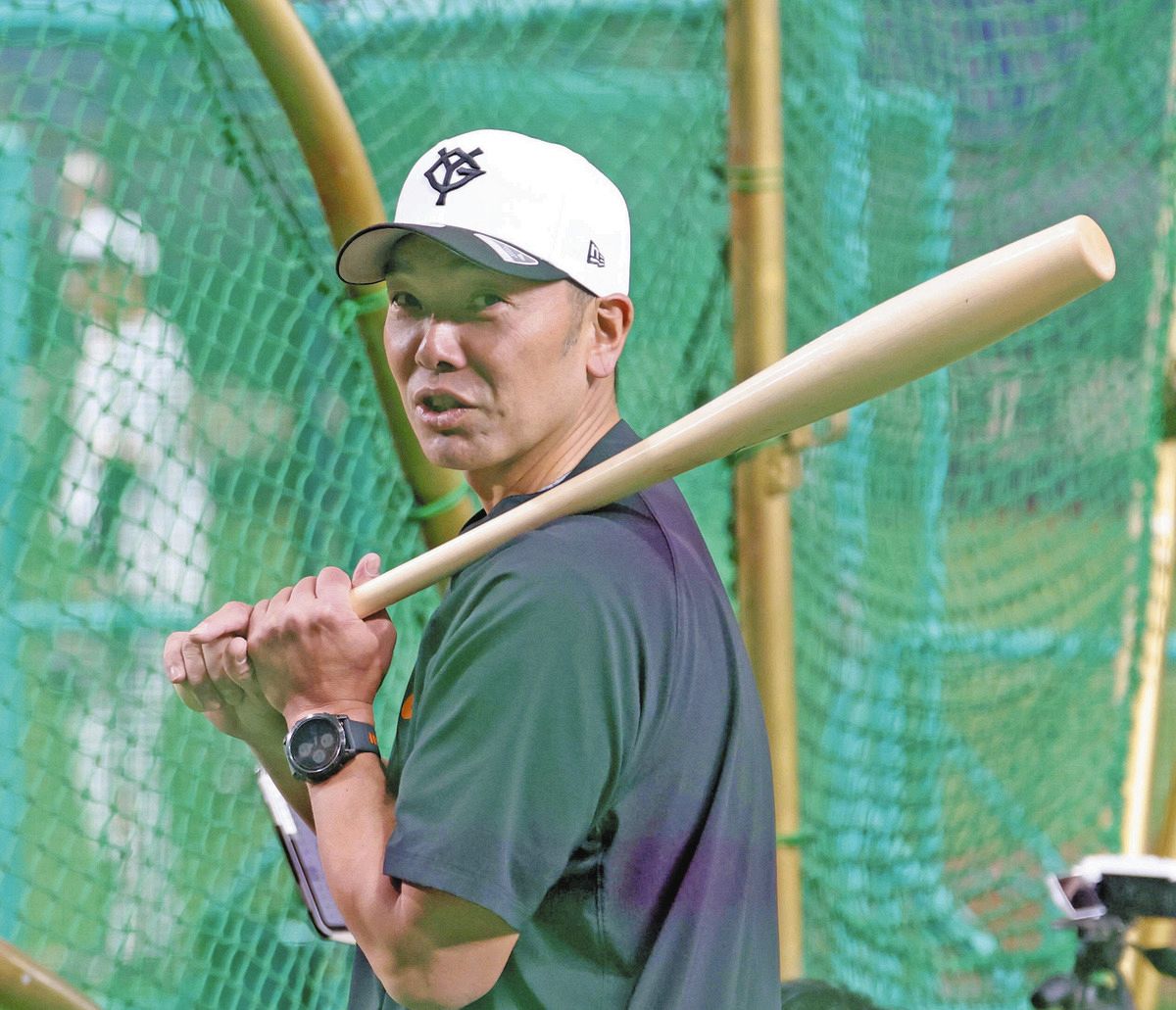 阿部慎之助 バット 巨人・阿部慎之助監督、『魚雷バット』試し打ち…引退から6年もさすがの