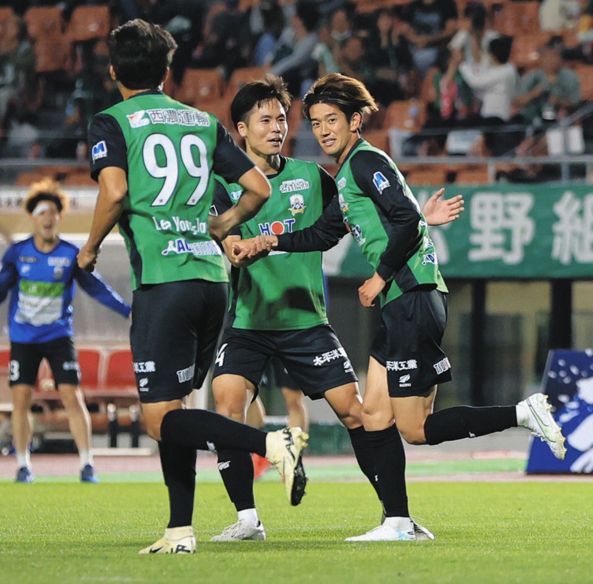 FC岐阜、琉球に2－2ドロー 連敗ストップも8戦白星なし：中日新聞Web