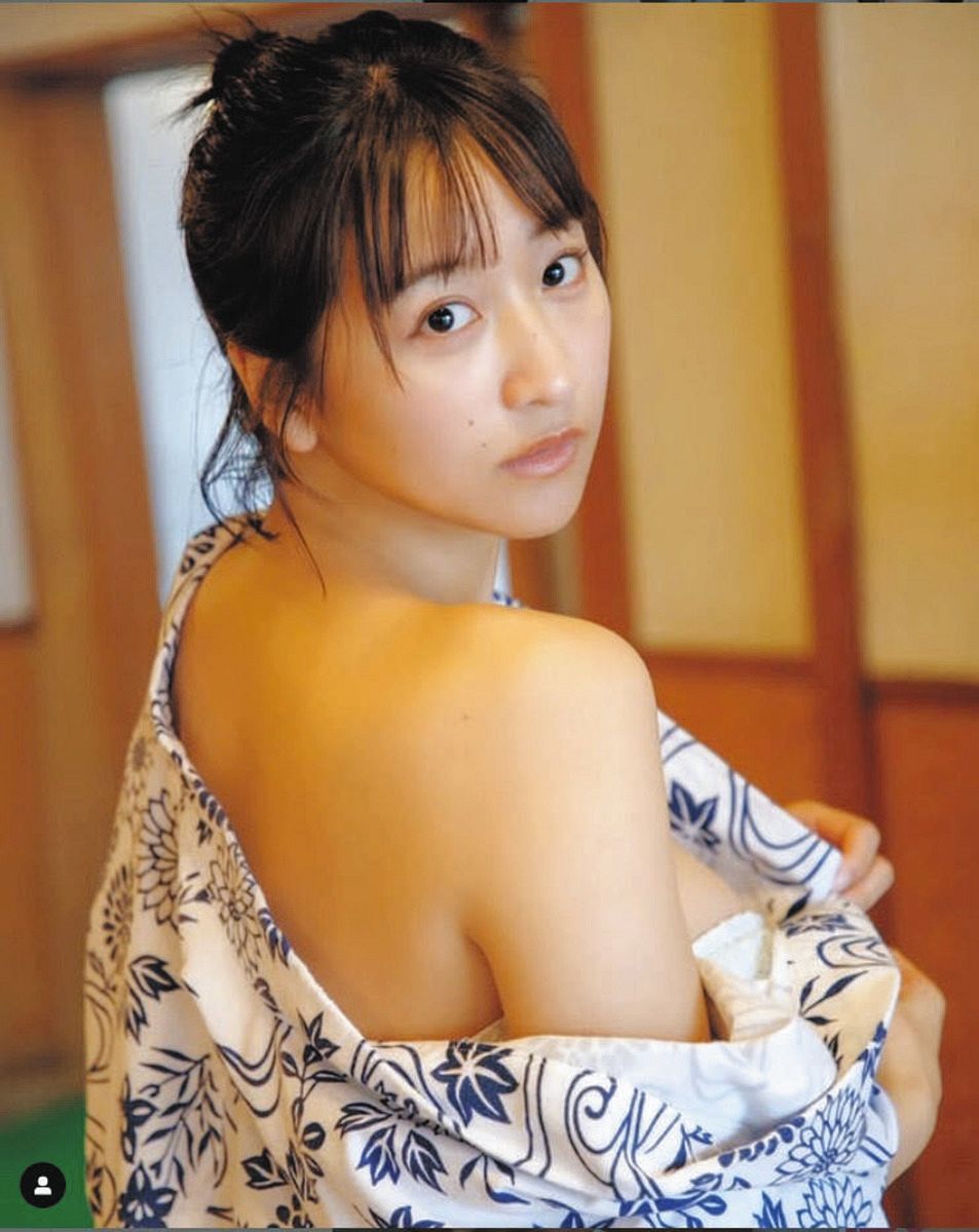 ◇榎原依那、『大和撫子はだけ浴衣』ショット【写真】：中日スポーツ 