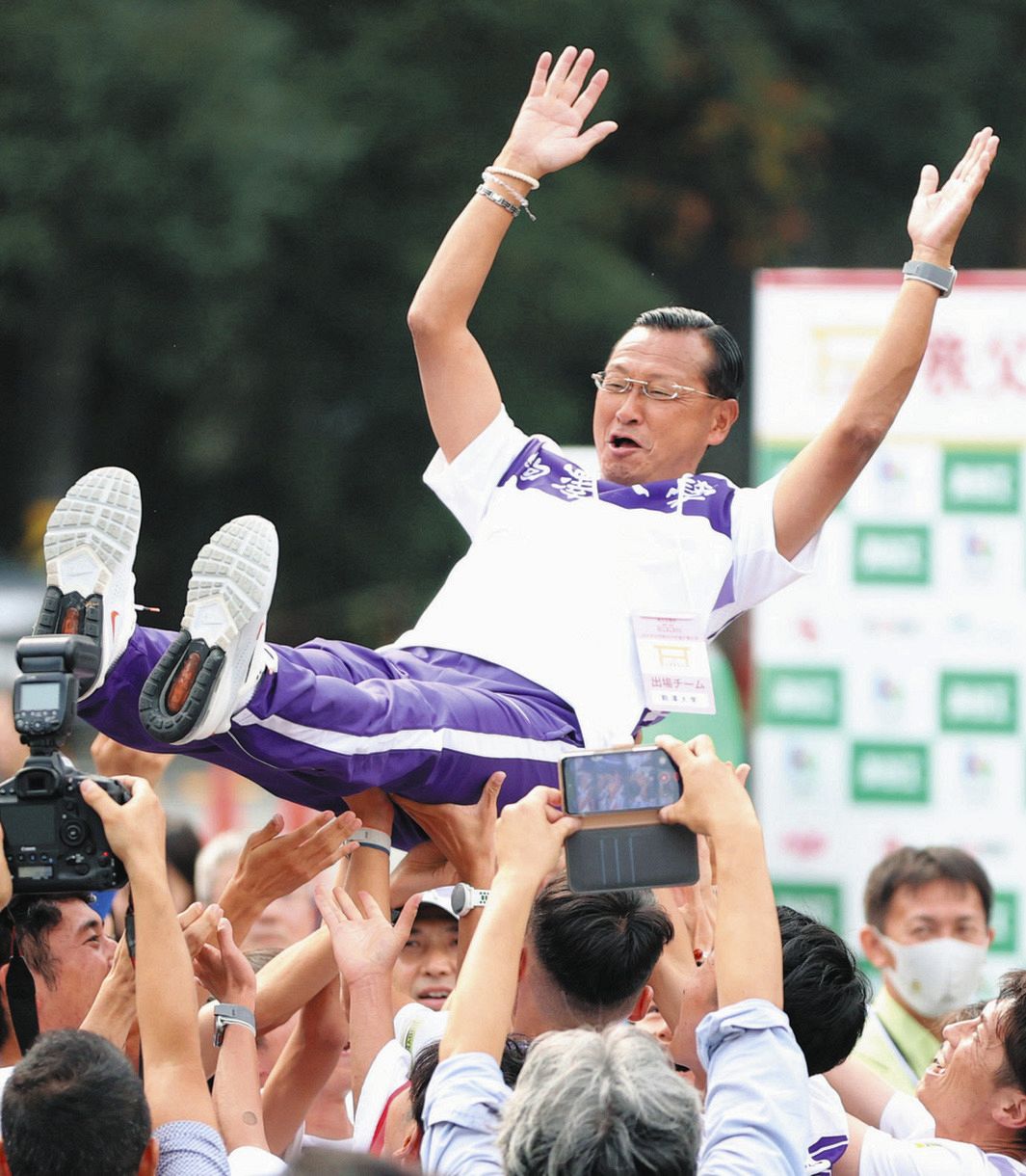 駒大4連覇の勝因は大八木弘明総監督の『目力』だった!?…1区の