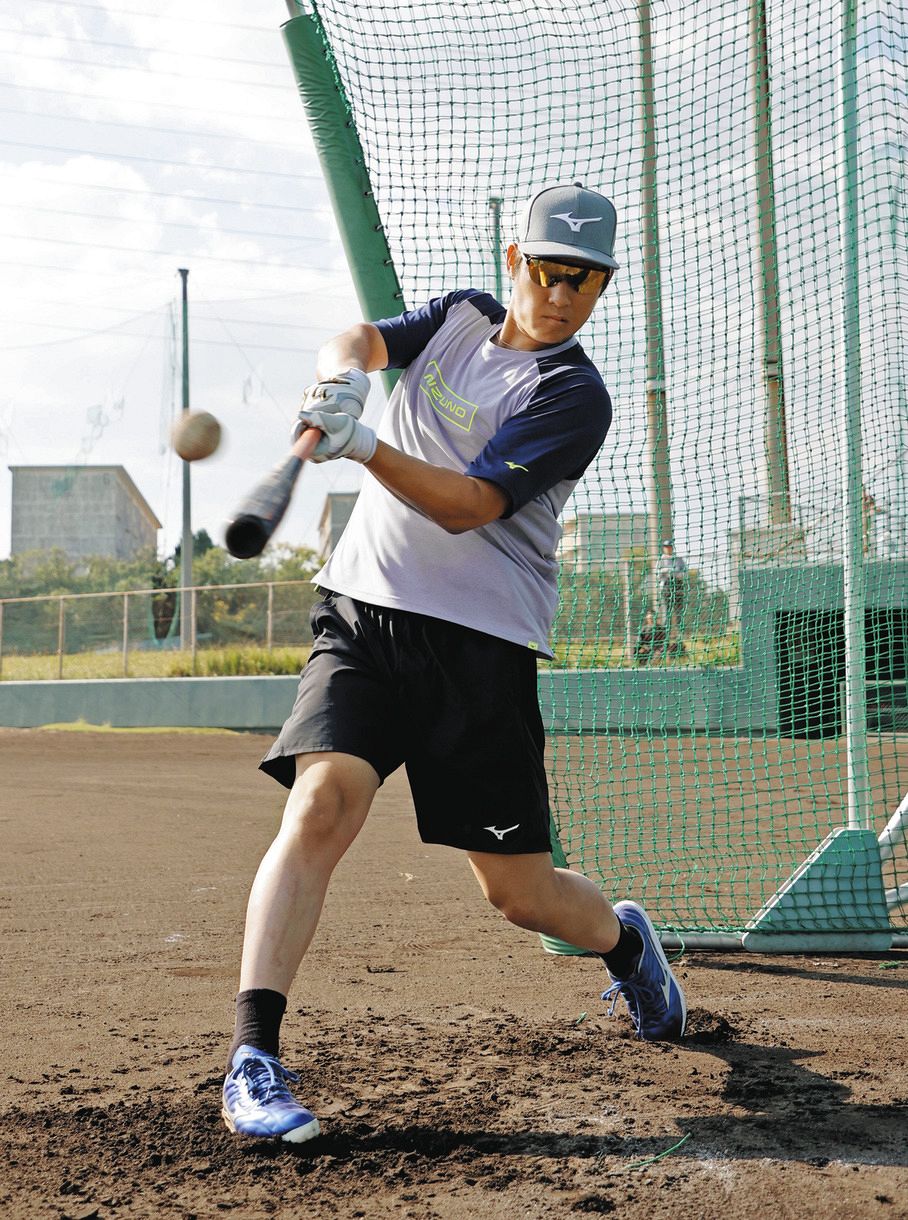 元ソフトバンク、現中日ドラゴンズ上林誠知選手のバッティンググローブ その他