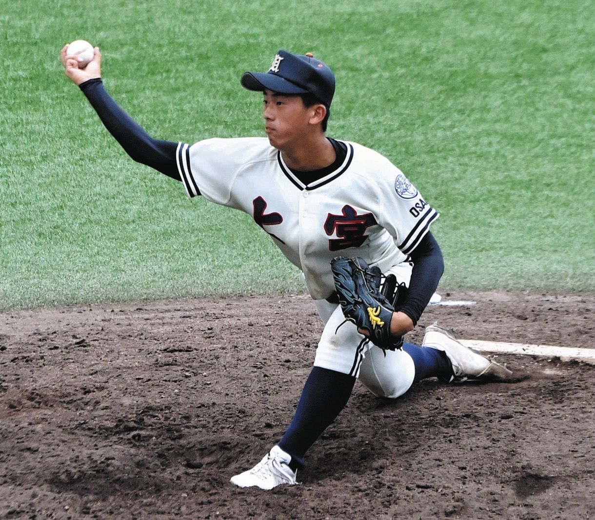 上宮が伊藤ー山田の継投で準決勝進出 次戦は大阪桐蔭…33年ぶりの聖地へ強敵に立ち向かう【高校野球大阪大会】：中日スポーツ・東京中日スポーツ