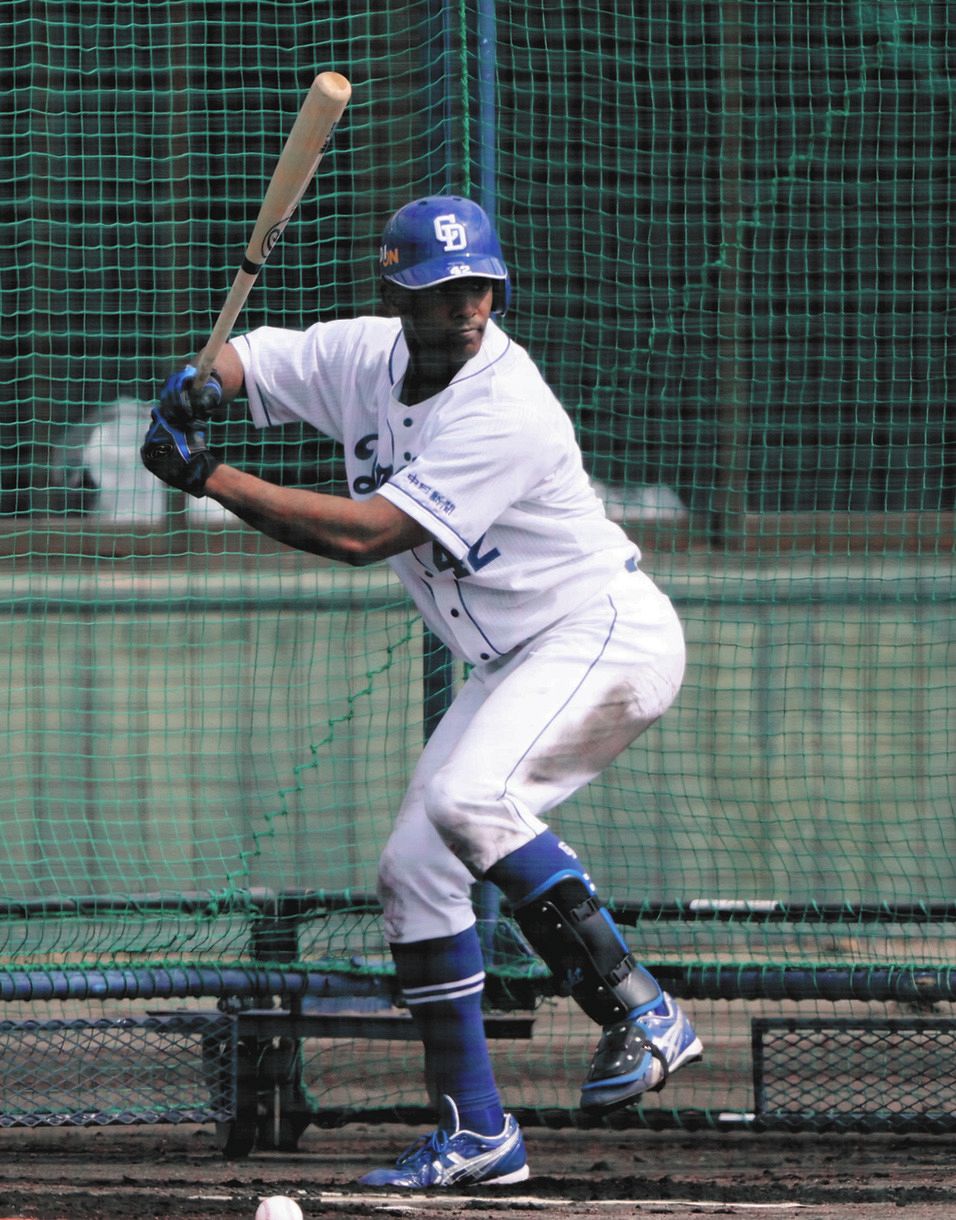 すべりこみ　中日ドラゴンズ　ブライト健太選手　ルーキー時　#42 靴べら　バット すべりこみ 中日ドラゴンズ ブライト健太選手 ルーキー時 #42 靴べら