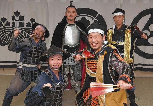 おもてなし武将隊 秀吉 惣平お披露目 コロナ終息後 城で会おう 中日新聞web