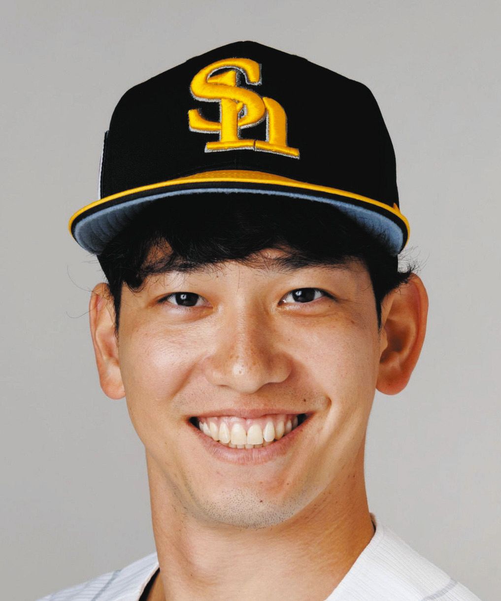 ソフトバンク・栗原陵矢、負傷退場 フライ追いフェンスに足を強打