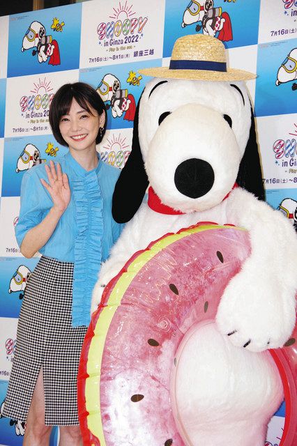 倉科カナサイン2019年7月1日 倉科カナ「疲れたな、と思うとイルカと泳ぐ。癒やされるのでオススメ