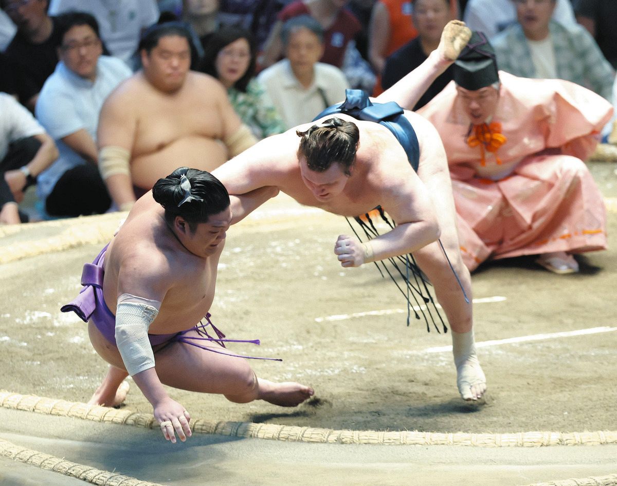 安青錦、単独首位キープで3度目Vへ王手！「悔いなく力出し切る
