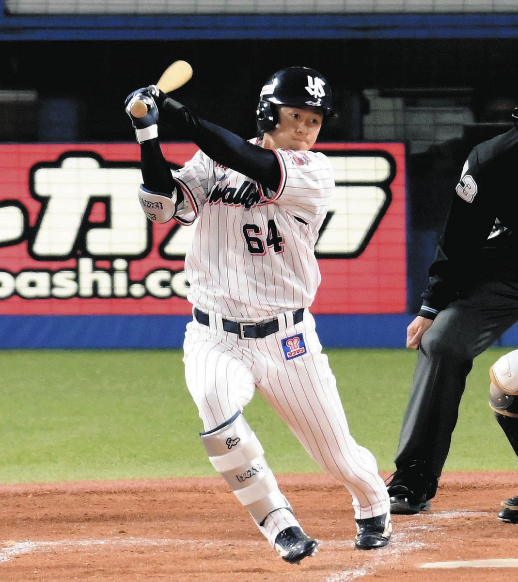ヤクルト・岩田幸宏、プロ初スタメンで初安打&初盗塁で躍動「やっ