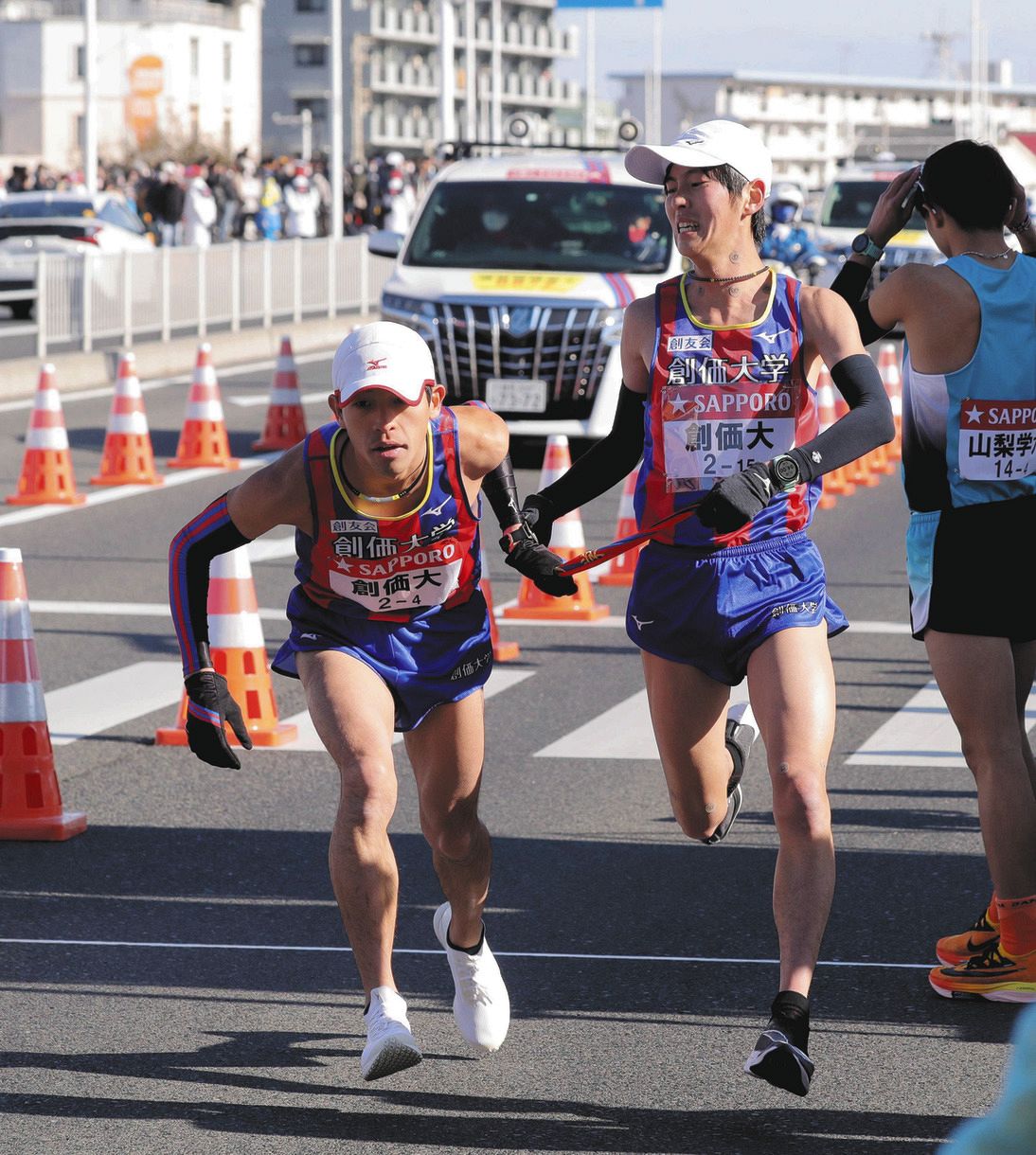 創価大の4区 嶋津が見事6人抜き 自身2度目の区間賞を獲得 箱根駅伝 中日スポーツ 東京中日スポーツ