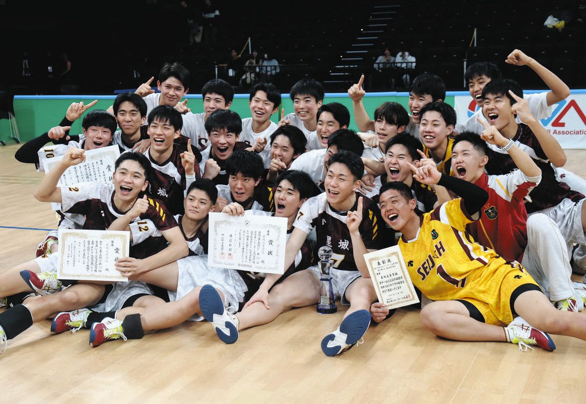 星城、目標は「8強以上」得点力やサーブ速度磨く 春高バレー、1月5日