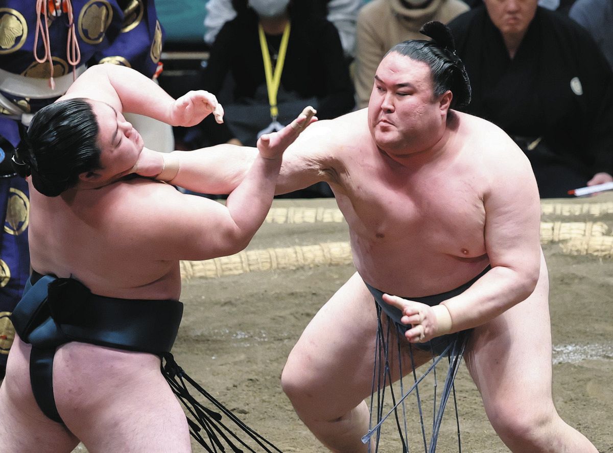 金峰山、”宮本武蔵パワー”で7連勝 しこ名由来の熊本の名山が生涯無敗の