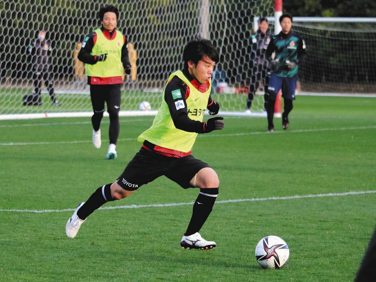 J1名古屋 Df成瀬竣平は自身の 武器 で結果を残す 他の選手との違いを見せたい 中日スポーツ 東京中日スポーツ J1名古屋 Df成瀬竣平は自身の 武器 で結果を残す 他の選手との違いを見せたい 中日スポーツ 東京中日スポーツ