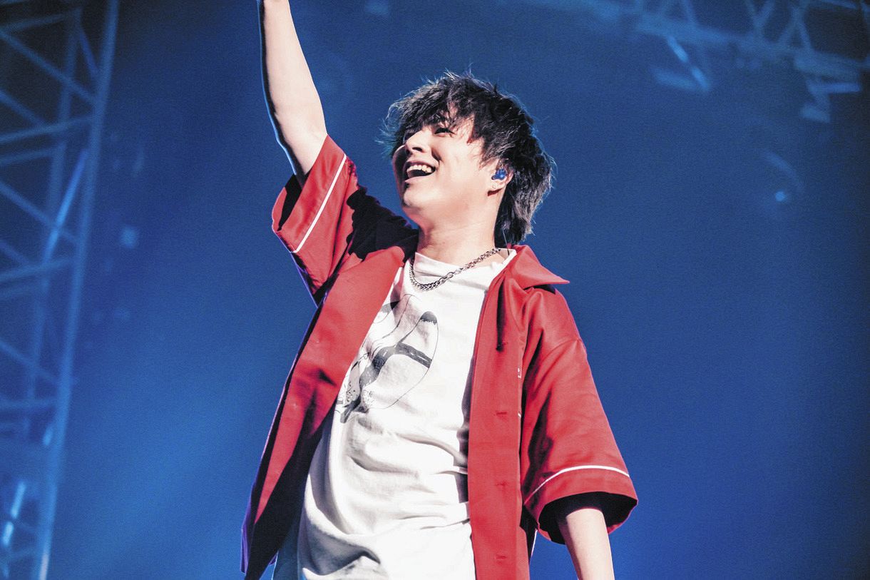 5人組ロックバンド「Novelbright」初の武道館公演、竹中雄大