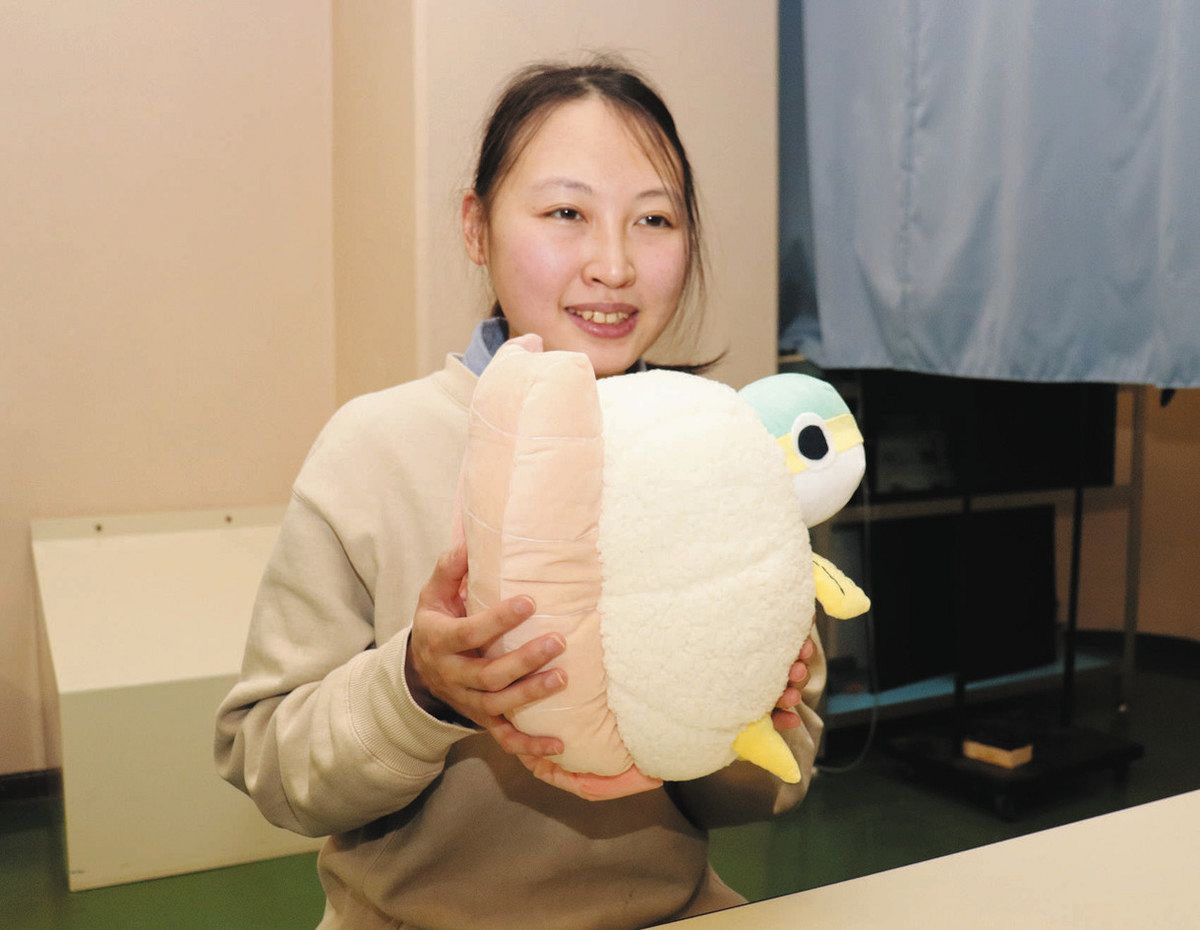 地域未来派】魚津水族館で人気キャラ「シャリササリ」デザイン 吉岡