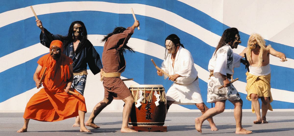 輪島の和太鼓、伊勢で息災祈る おかげ横丁で「日本太鼓祭」300人演奏