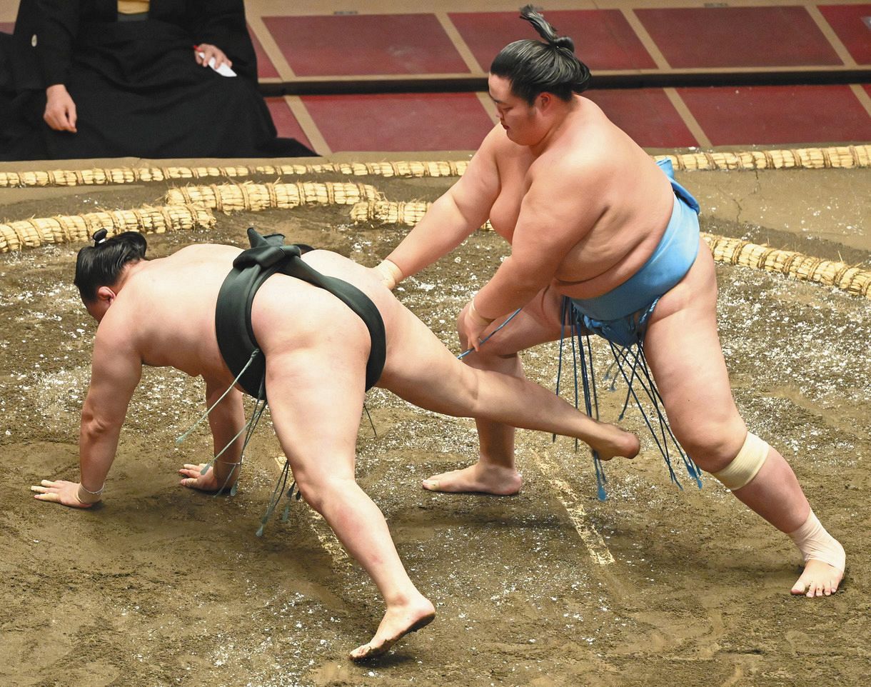 北の富士コラム】琴ノ若が冷静な相撲で千代翔馬に完勝… 琴桜さんの膝の