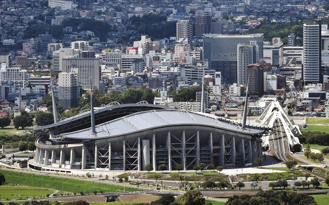 豊田スタジアム 可動式屋根を固定型に改修 開場２０周年 中日新聞web