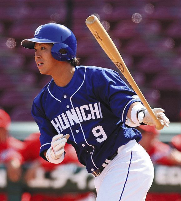 写真】今季は背番号9でプレーしていた石川駿：中日スポーツ・東京中日