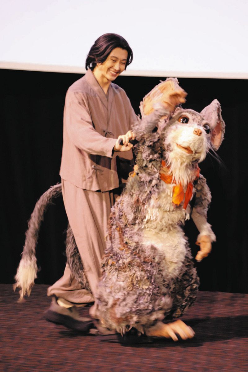 ミュージカル十二国記　柚香光さんヨウコキャラクターグッズセットチャコットあり 柚香光「陽子として十二国記の中を生き抜きたい」ミュージカル十二国記