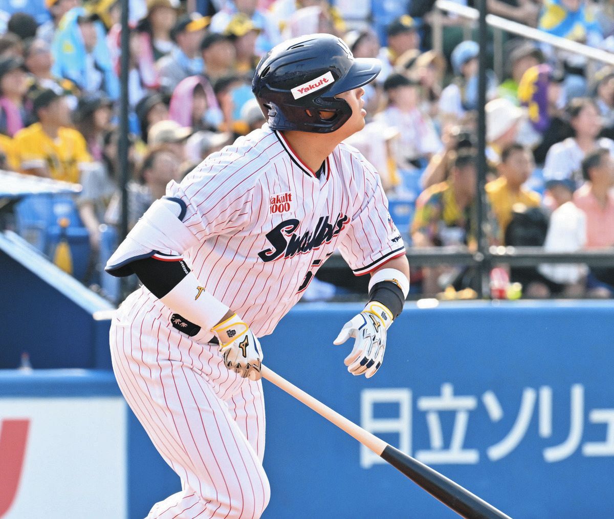 ヤクルト村上宗隆、11試合ぶりの本塁打となる15号ソロ！「コースに