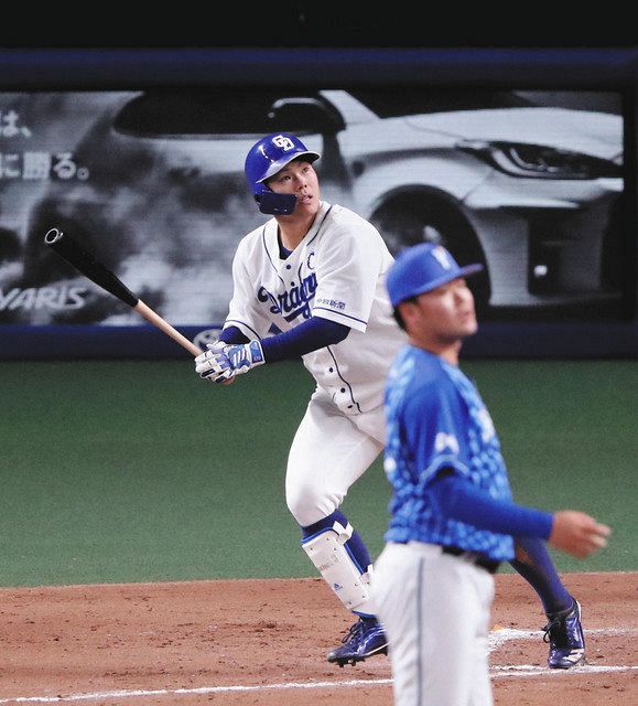 写真特集】高橋周平が勝ち越しソロ Aクラスに王手：中日新聞Web