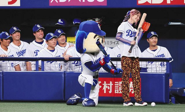 写真特集】高橋周平が勝ち越しソロ Aクラスに王手：中日新聞Web