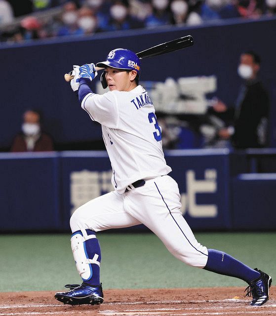 写真特集】高橋周平が勝ち越しソロ Aクラスに王手：中日新聞Web