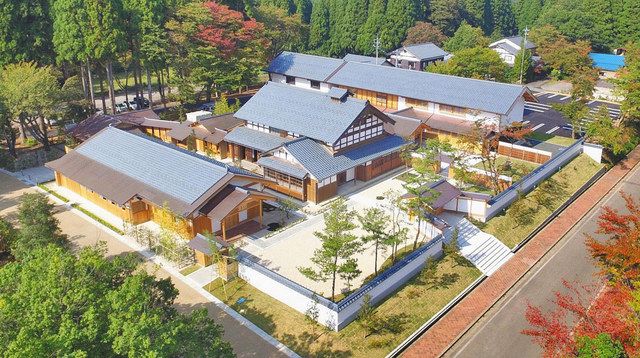 ブラボーふくい！＞越前町、県陶芸館・越前古窯博物館 歴史を醸す穴窯
