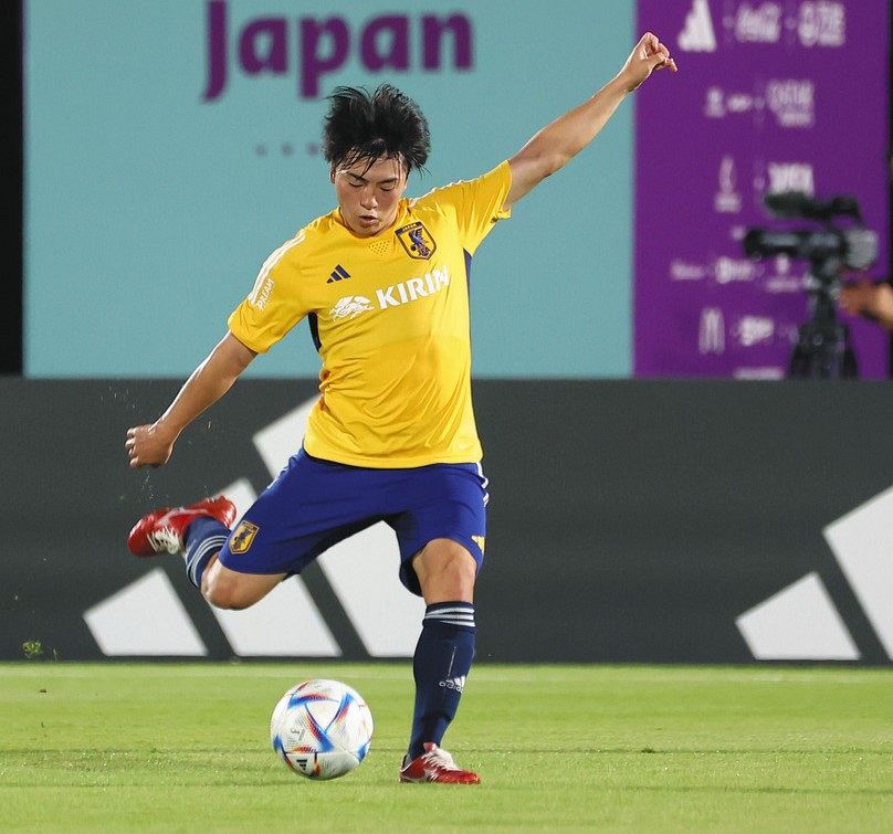 【W杯日本代表】相馬勇紀は長友に“弟子入り”「盗めるところは盗もうと」本番へ「本当に1発狙っている」：中日スポーツ・東京中日スポーツ