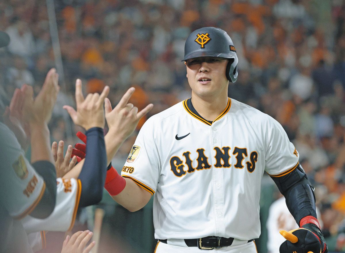 巨人・岡本和真、2試合連発 2回、広島・森から先制14号ソロ：中日