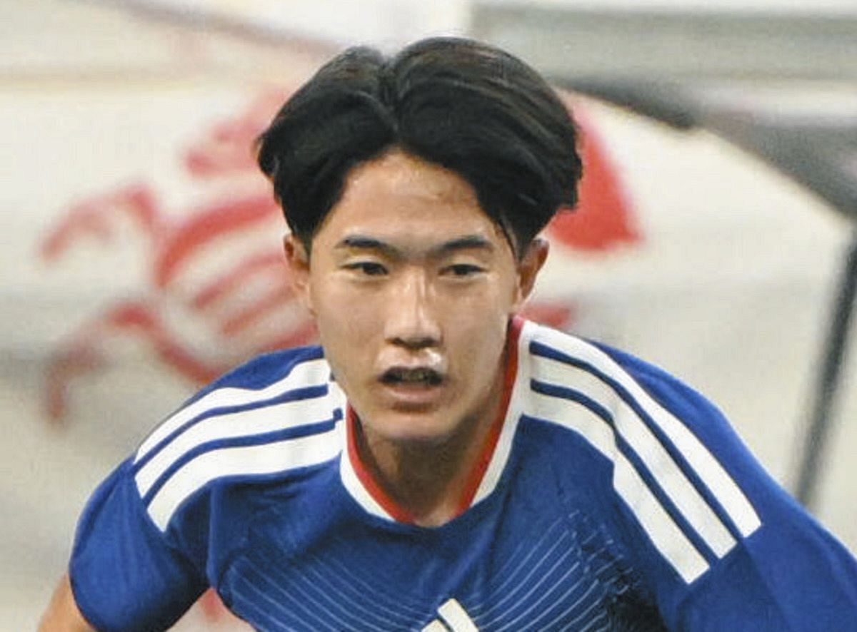 FC東京　VAMOGACHA スーパーレア　実写クッション　佐藤龍之介 FC東京・佐藤龍之介のバレンシア移籍秒読みも、スペイン紙「土壇場での