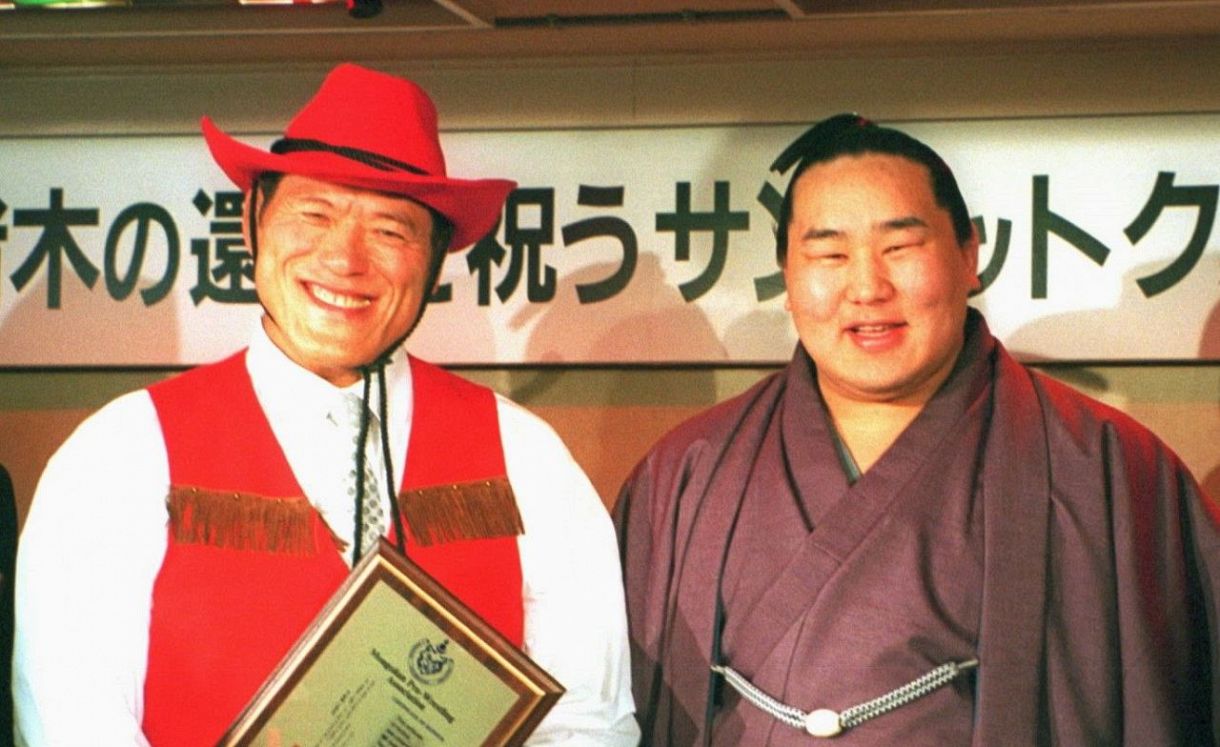 元横綱朝青龍 アントニオ猪木さんにビンタされた思い出を振り返り悼む 中日スポーツ 東京中日スポーツ
