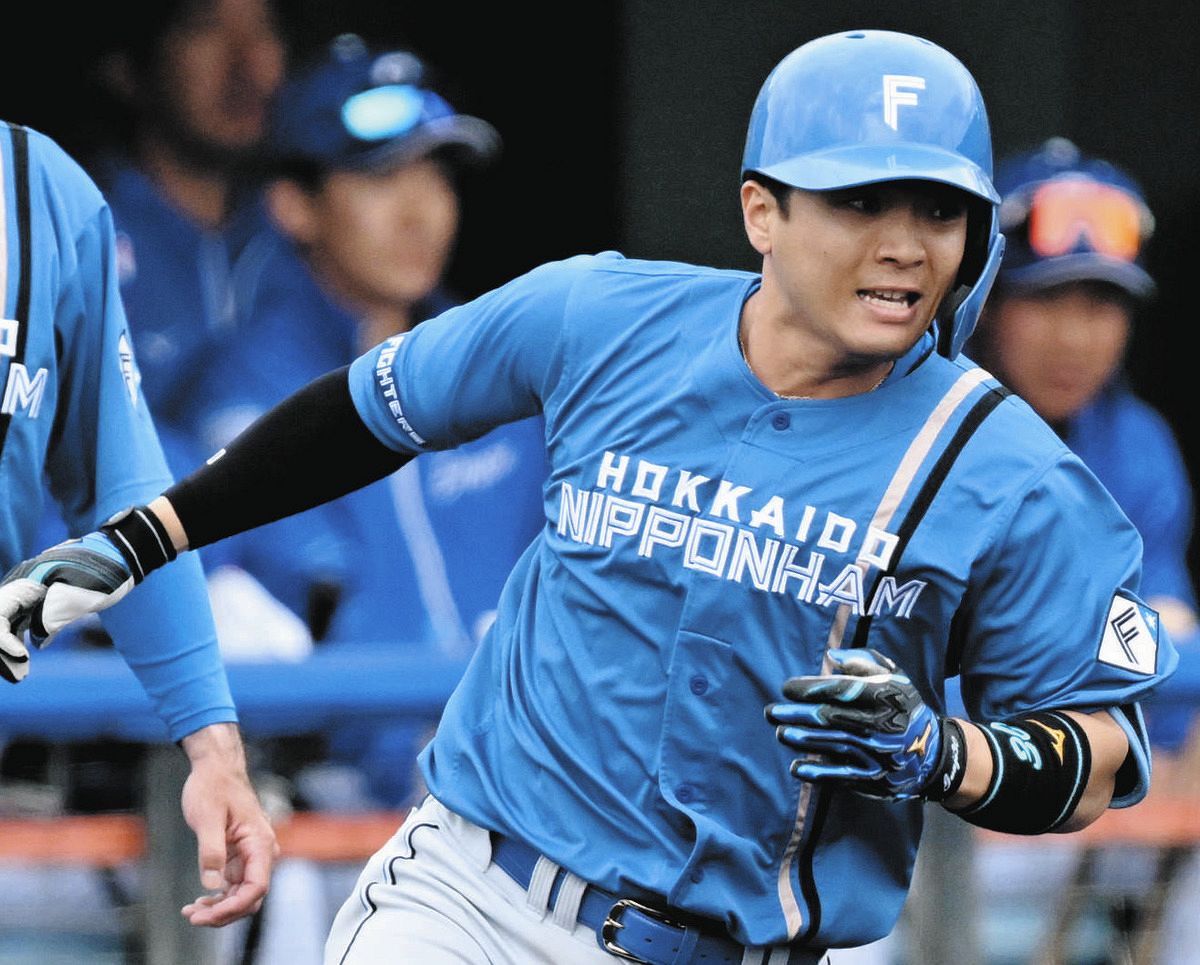 郡司裕也 プロ野球チップス2025 日本ハムファイターズ（日本ハム