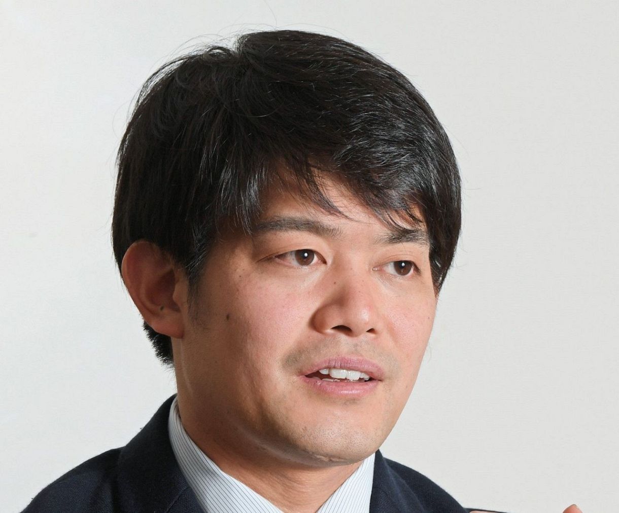 小塚 崇彦