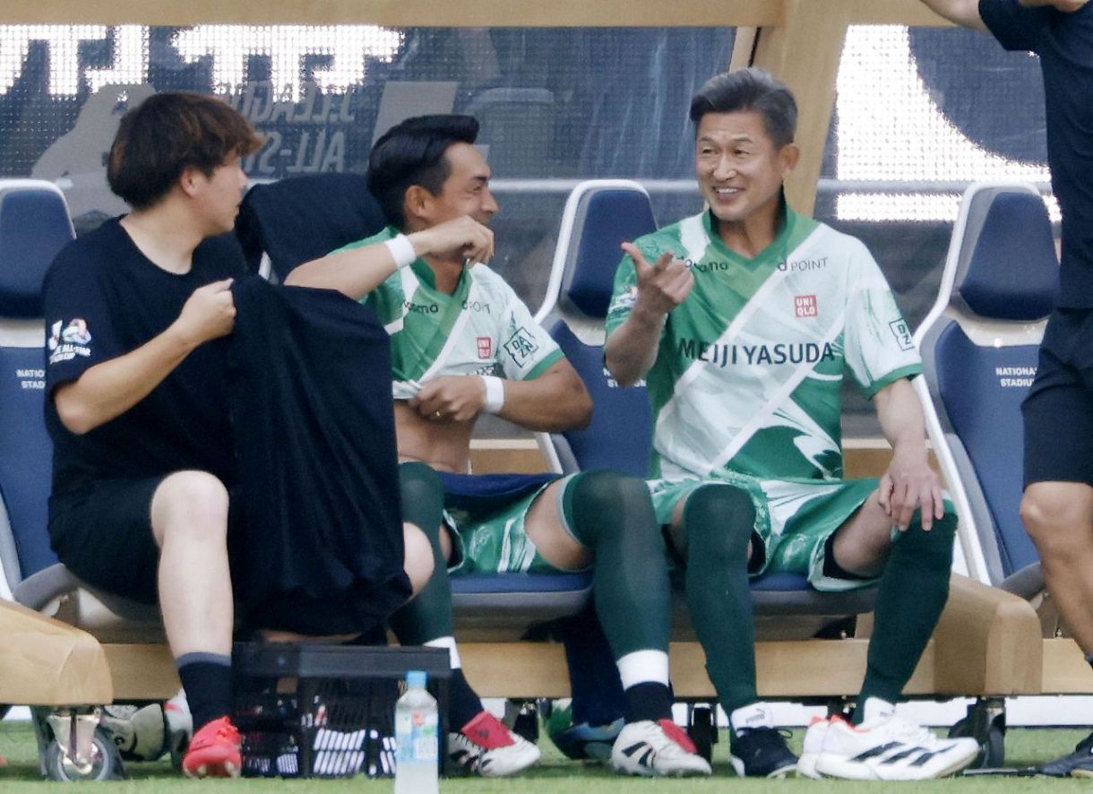 三浦カズ、W杯日本代表にエール オールスター戦プレーで盛り上げ：中