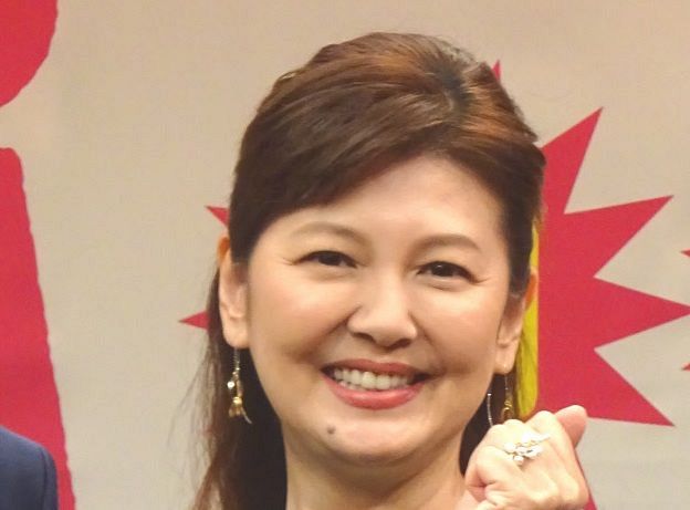 初版 帯付 宮沢賢治とある死刑囚 佐藤寛 贅沢すぎる！58歳女優、スケバン刑事「麻宮サキ」勢ぞろい3ショット