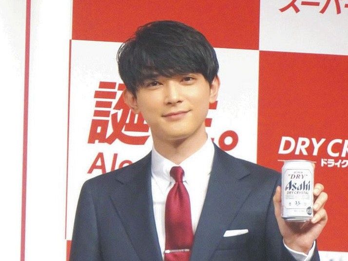 吉沢亮、念願だったお酒のCMに「最高ですね。染みますね」 新しく