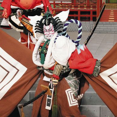 海老蔵「オリンピックの開会式より1年ぶりのこのこしらえ～」と