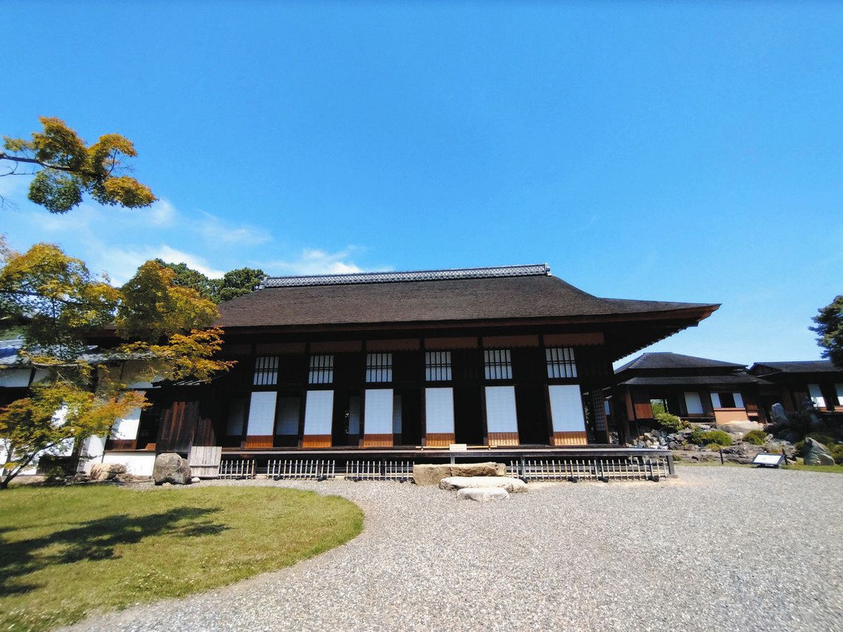 鳰のふるさとで＞彦根井伊家18代当主・井伊直岳さん 城主の下屋敷・槻